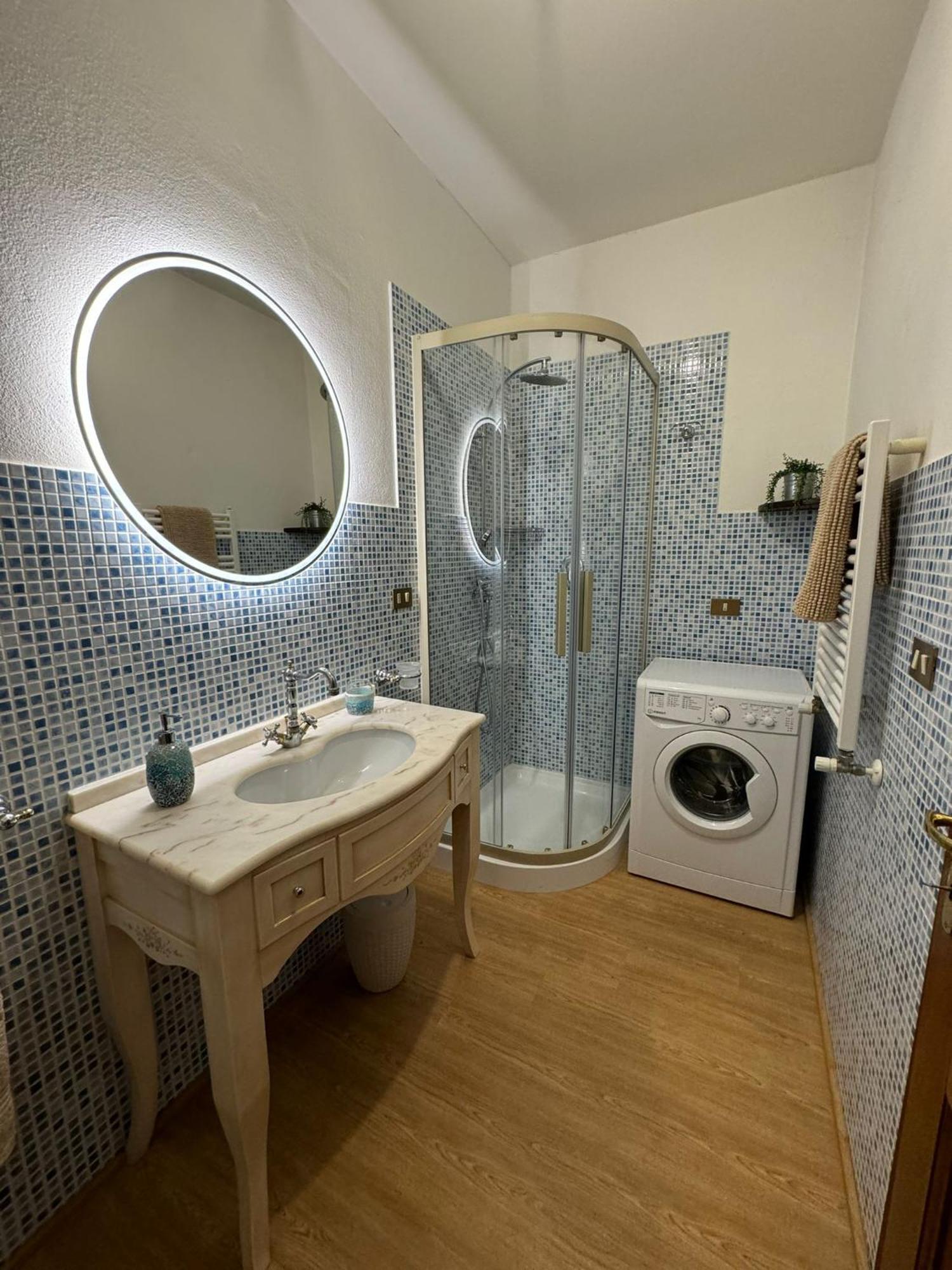 Appartement La Casina Di Maya à Livourne Extérieur photo